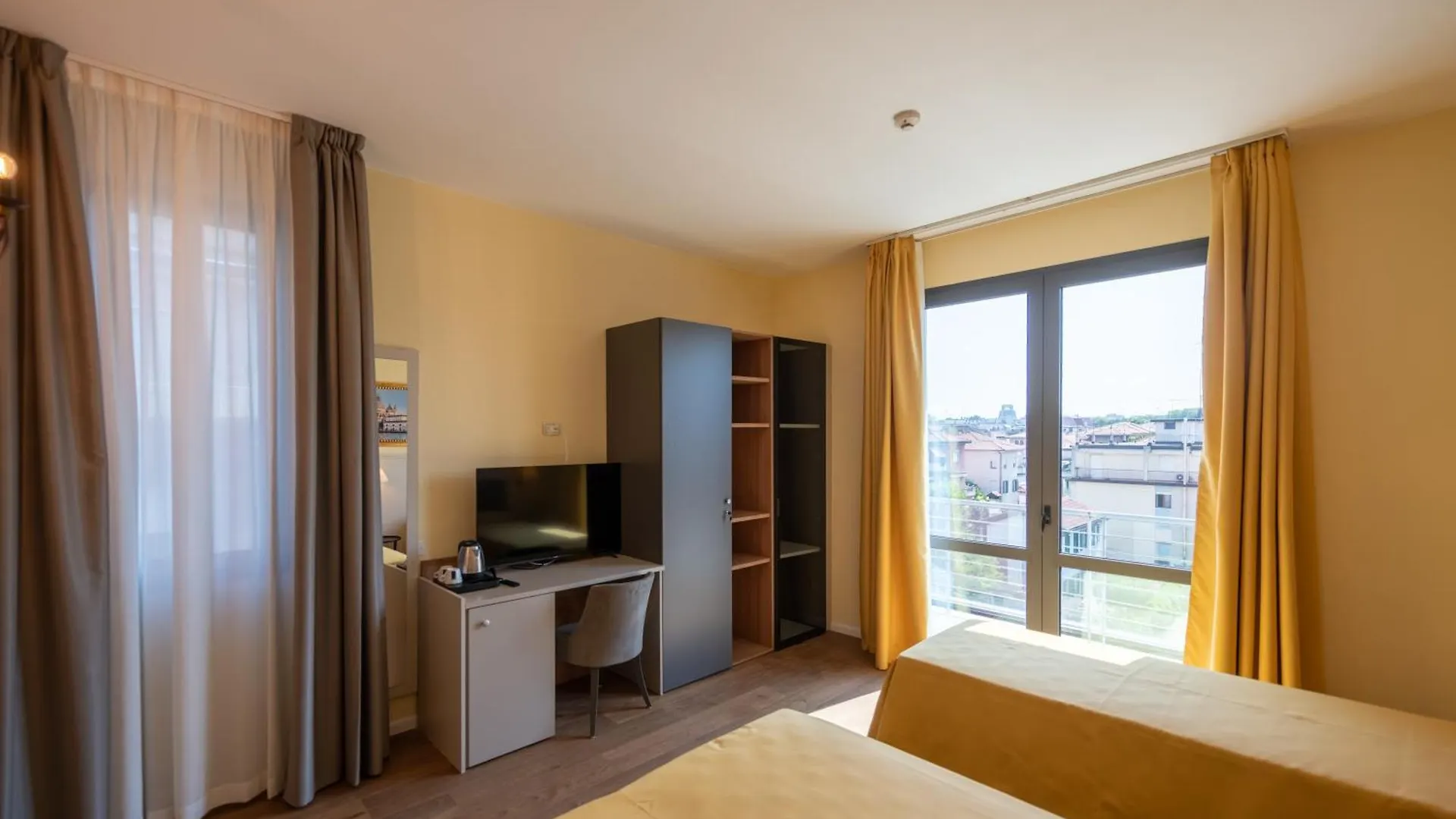 ***  Hotel Ambasciata Venice - Atika & Atif Mestre Italie
