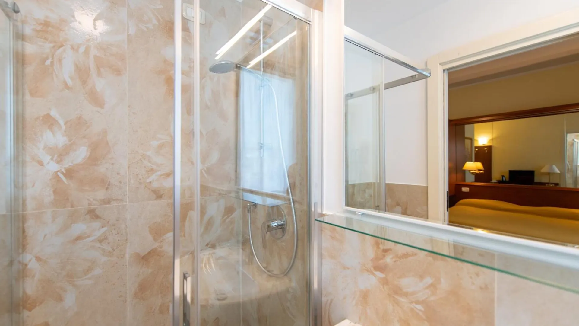 Hotel Ambasciata Venice - Atika & Atif Mestre Italie