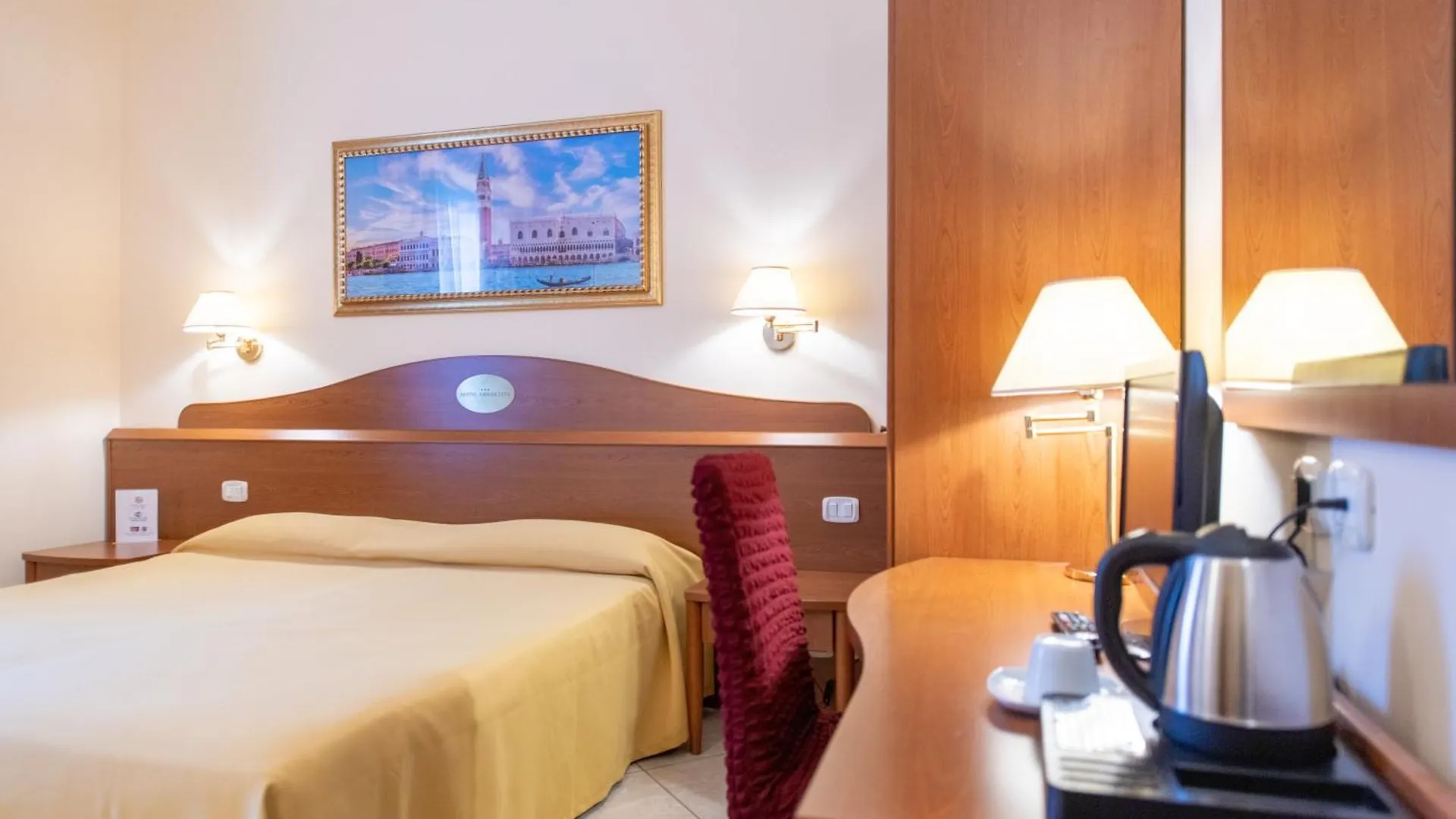 ***  Hotel Ambasciata Mestre Italia